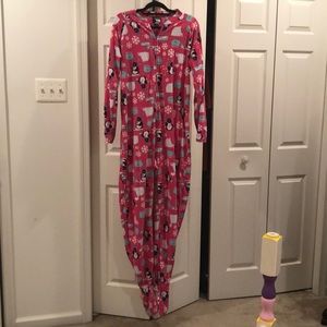 ❄️Winter Penguin Onesie w/ Joe Boxer foot Stickies